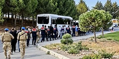 Çeşme Belediyesi Soruşturmasında 11 Şüpheli Tutuklama Talebiyle Mahkemeye Sevk Edildi