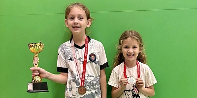 Çeşme Belediyesporlu Minik Satranççılardan İzmir İl Birinciliği’nde Çifte Derece