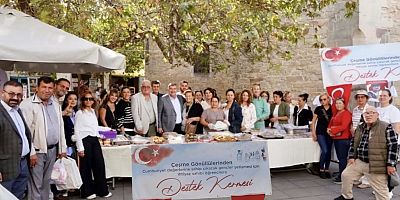 Çeşme CHP Eğitime Destek Kermesi Düzenledi