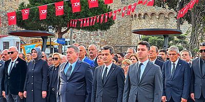 Çeşme'de 10 Kasım Hüznü