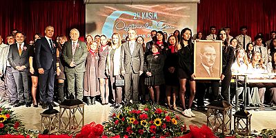 ÇEŞME’DE 24 KASIM ÖĞRETMENLER GÜNÜ TÖRENLE KUTLANDI