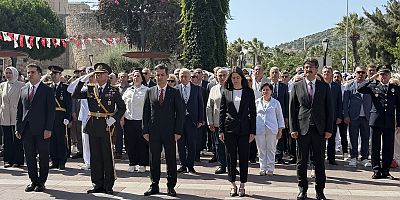 Çeşme’de 30 Ağustos Zafer Bayramı’nın 104. Yılı Coşkuyla Kutlandı