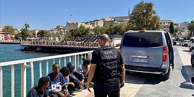 Çeşme’de 7 Düzensiz Göçmen Yakalandı!