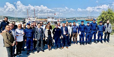 Çeşme’de balıkçıları bilgilendirme toplantısı düzenlendi