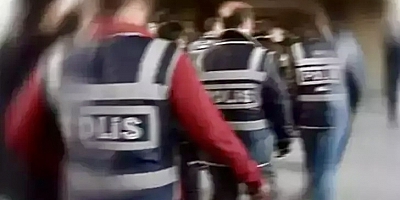 Çeşme’de “Casperlar” Çetesine Baskın!