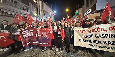 Çeşme’de Demokrasi Yürüyüşünün İkinci Günü