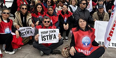 Çeşme’de Eğitimcilerden “Şiddet” Resti: “Okullar Güvenli Değil, Geleceğimiz Karanlıkta!”