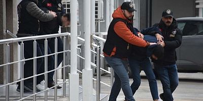 Çeşme’de Silahlı Kavga Olayında 1 Tutuklama, 2 Adli Kontrol!