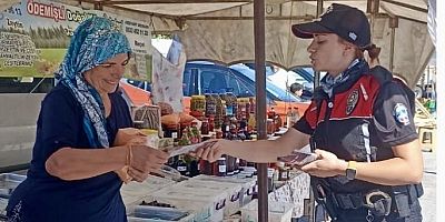 Çeşme Emniyeti Dolandırıcılığa Karşı Bilgilendirme Çalışması Yaptı