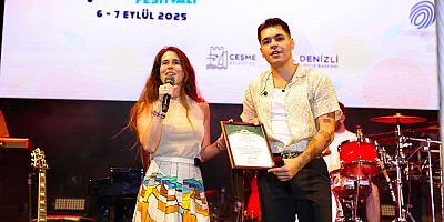 Çeşme Festivali Zuhal Olcay ve Emir Can İğrek Konserleriyle Tamamlandı