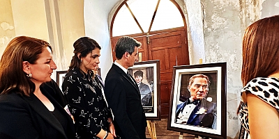 Çeşme Halk Eğitim’den Yıl Sonu Sergisi