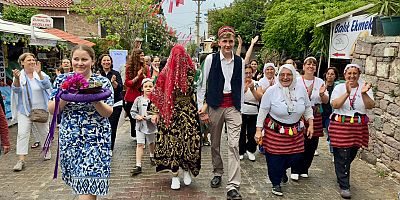 Çeşme Ildır’da “Mübadil Buluşmaları” büyük ilgi gördü!