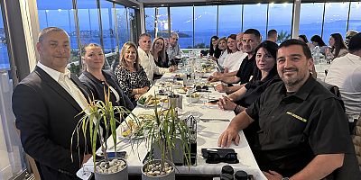Çeşme İş İnsanları Derneği’nden Görkemli 30. Yıl Galası: 