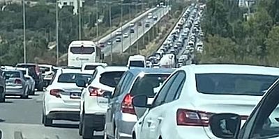 Çeşme-İzmir Otoyolundaki Yol Çalışmaları Trafik Akışını Etkiledi