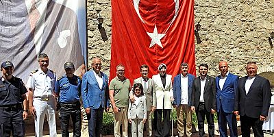 Çeşme Kalesi’nde Bayram Buluşması