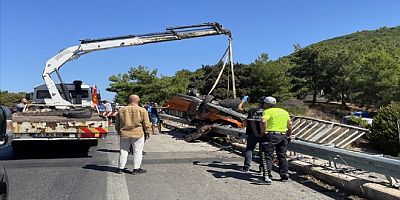Çeşme Otobanda Feci Kaza 