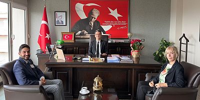 Çeşme Rotary Kulübü Kaymakam Maraşlı’yı ziyaret etti