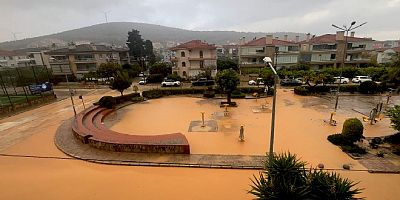 Çeşme Sular Altında!