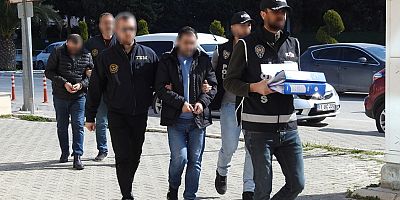 Çeşme Tapu'da sahtecilik operasyonu