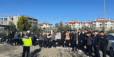 Çeşme Trafik Jandarması’ndan Büyük Başarı, Kazalarda %14 Azalma!