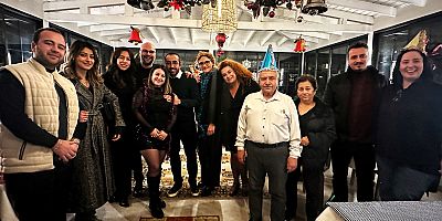 Çeşmeli avukatlar yeni yılı birlikte karşıladı