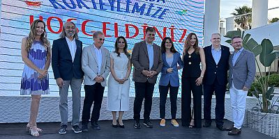  Çeşmeli turizmciler 