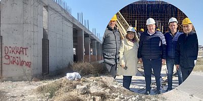 Çeşmeliler Reisdere’ki kapalı pazar yerinin akıbetini merak ediyor!