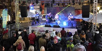 Çeşmeliler Sevgililer Günü’nde Buluştu!