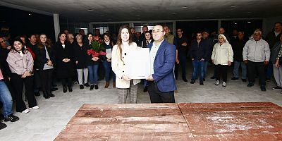 CHP Belediye Başkan Adayı Lal Denizli, Çeşme TOKİ Derneği’ni ziyaret etti