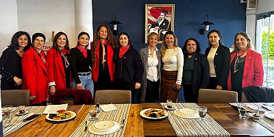 CHP Çeşme Kadın Kolları Genişletilmiş Toplantı Düzenledi