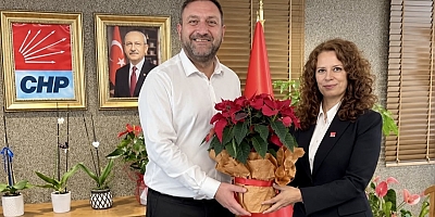 CHP Çeşme Örgütünden İzmir İl Başkanlığı’na Ziyaret
