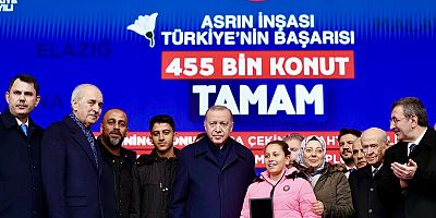 Cumhurbaşkanı Erdoğan; “455 bininci afet konutumuzu teslim etmenin gururunu yaşıyoruz”