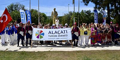 Ege’nin İki Yakası Alaçatı’da Aynı Ritimde Buluştu  “Bir Deniz İki Yaka” Festivali Dostluk ve Dansla Final Yaptı…