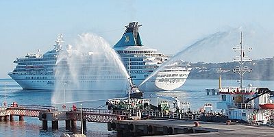Ocak - Eylül Arasında  Çeşme Limanı’na yaklaşık 2 bin gemi yanaştı