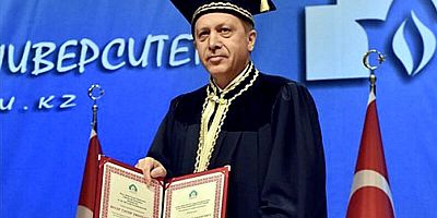 Fahrettin Altun, Erdoğan’ın mezuniyet belgelerini paylaştı!