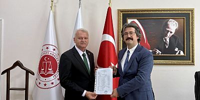 Galip Uluçam Mazbatasını Aldı, MHP Çeşme’de Yeni Dönem Resmen Başladı