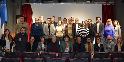 GOOGLE TÜRKİYE’DEN İZMİRLİ GAZETECİLERE DİJİTAL HABERCİLİK EĞİTİMİ