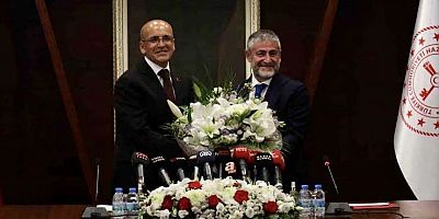 Hazine ve Maliye Bakanı Mehmet Şimşek görevi Nureddin Nebati’den devraldı!