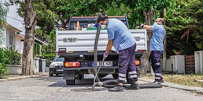 İBB ve Çeşme Belediyesi’nden yoğun ilaçlama!