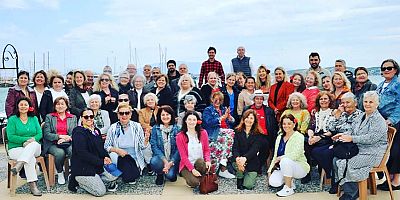 Ilıca Kültür ve Sanat Derneği’nin Düzenlediği Dayanışma kahvaltısında Dilekler Denize Atıldı!