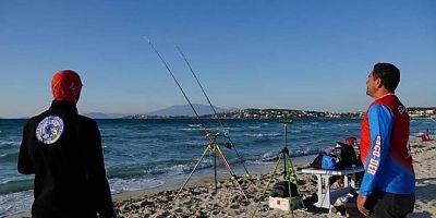 Ilıca Plajı’nda Balık Avı Turnuvası