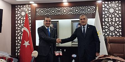 İYİ Parti İzmir’de devir-teslim töreni!