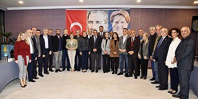 İYİ Parti İzmir  Seçim Çalışmalarına Devam Ediyor