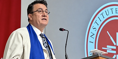 İYTE’DE 2026-2027 AKADEMİK YILI COŞKUYLA BAŞLADI
