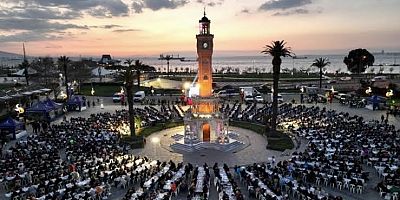 İzBB'den Ramazan Ayında 30 İlçe’de İftar Sofraları