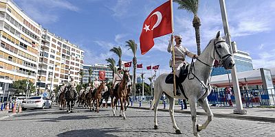 İzmir 9 Eylül’e Hazır: Kurtuluşun 104. Yılı Kent Genelinde Kutlanacak