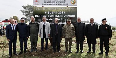 İzmir'de depremzedeler için hatıra ormanı oluşturuldu