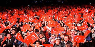 İzmir’de İlçe İlçe Cumhuriyet Coşkusu!