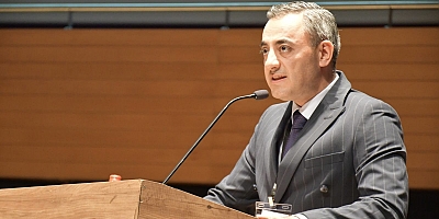 İzmir Kent Konseyi’nin Yeni Başkanı Özgür Topaç Oldu