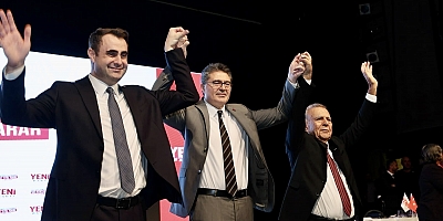 İzmir YENİ Parti’de Seçim Heyecanı Kocaoğlu ve Güç’ten karşılıklı sert mesajlar!